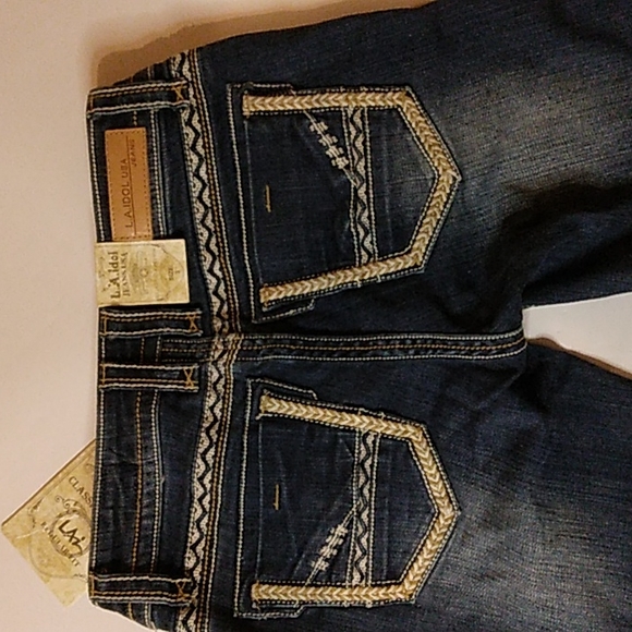 NWT L.A. IDOL EMBROIDERED CUFFED CAPRIS SZ. 3 (junior) - Picture 6 of 9